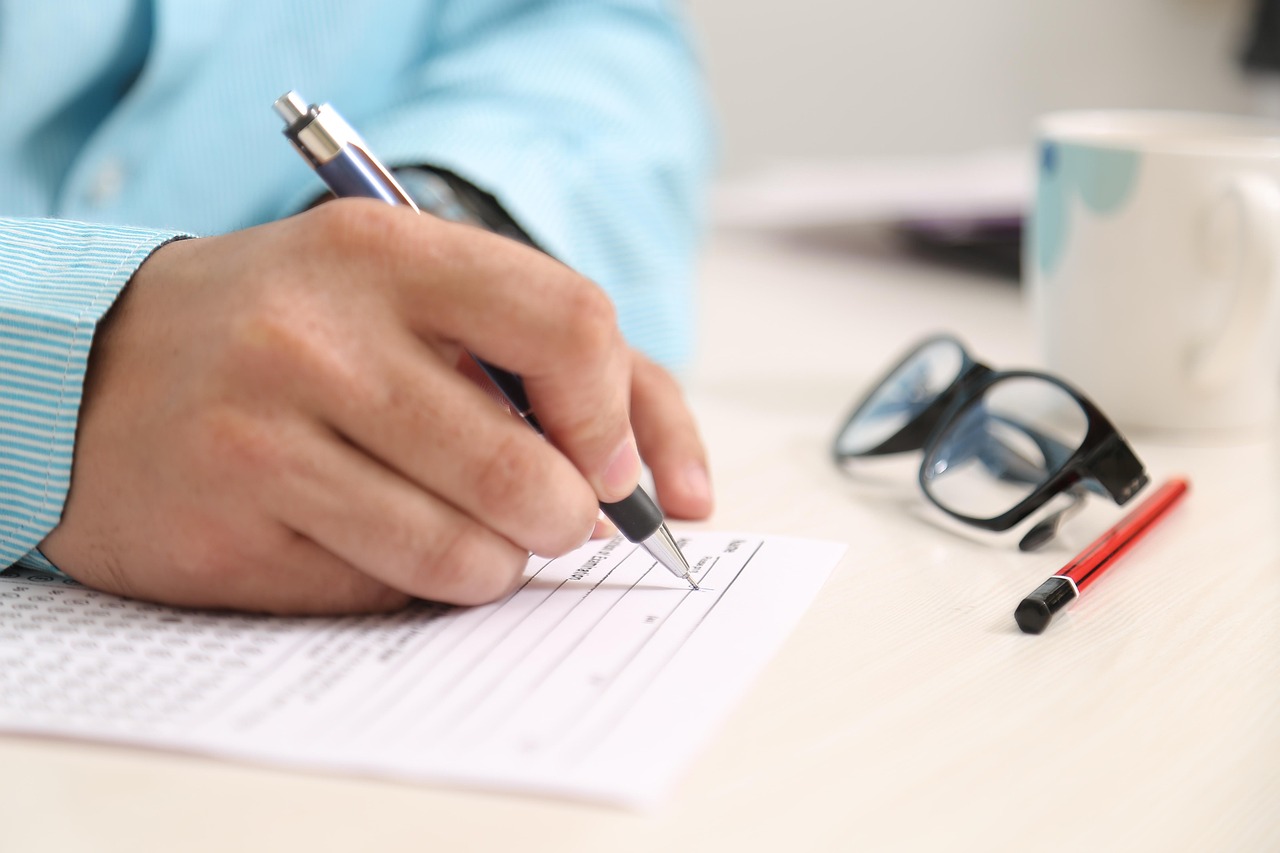 man, men, person, people, male, portrait, adult, young, fill, sheet, paper, glasses, pen, pencil, write, hand, table, picture, pic, filed, note, fill, fill, fill, fill, fill, pic, pic, pic, pic